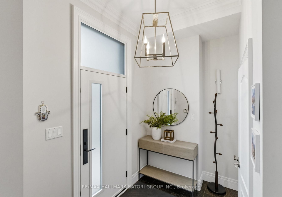 137-latimer-avenue-toronto-ontario-c13058132