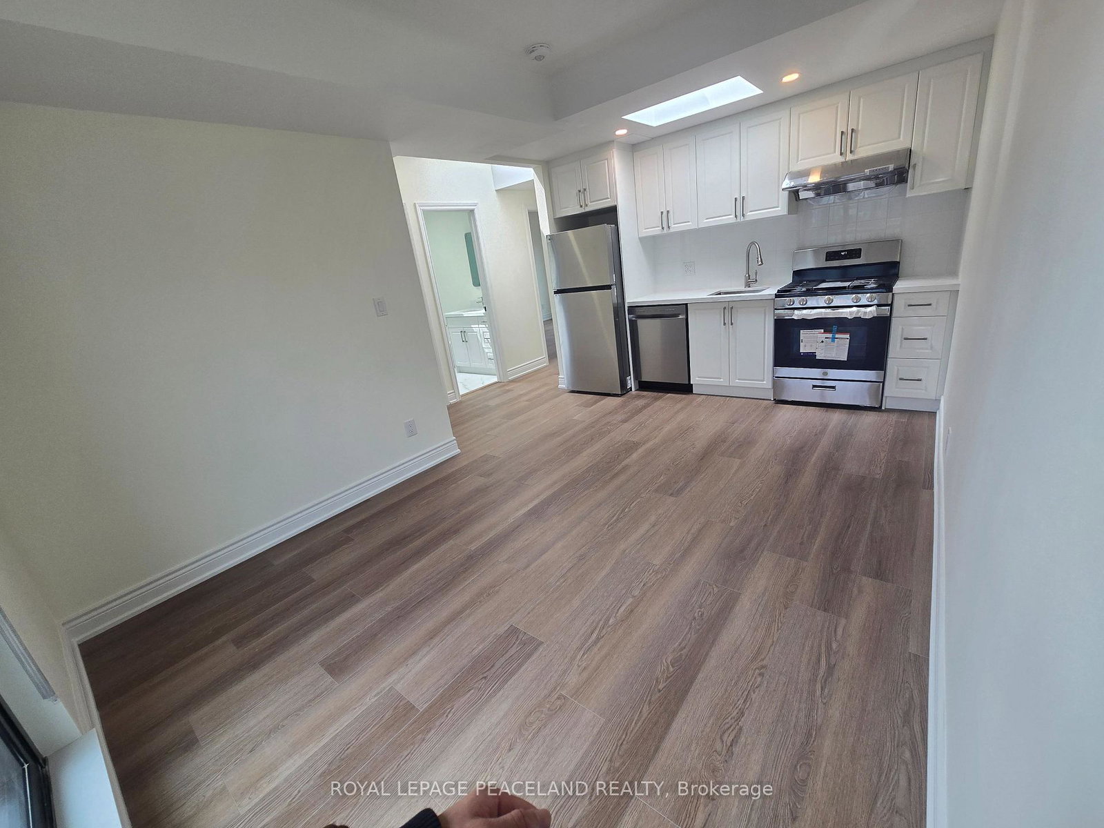 556-spadina-crescent-toronto-ontario-c13058334