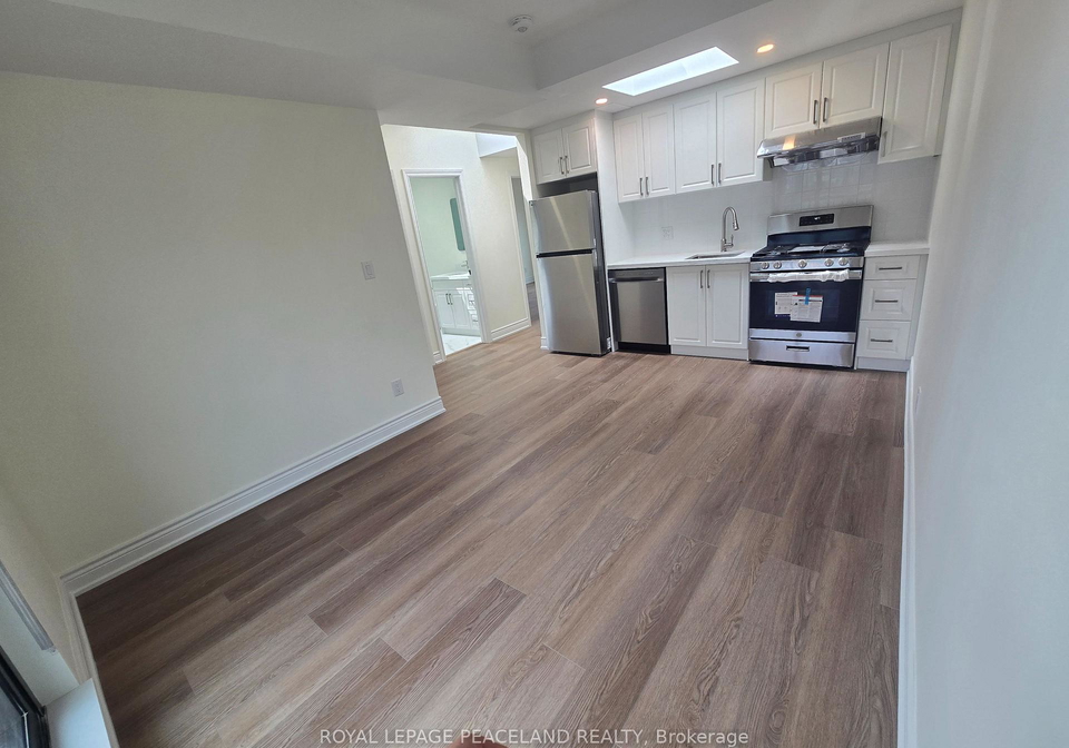 556-spadina-crescent-toronto-ontario-c13058334
