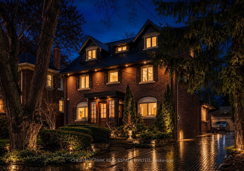 35-weybourne-crescent-toronto-ontario-c13058370