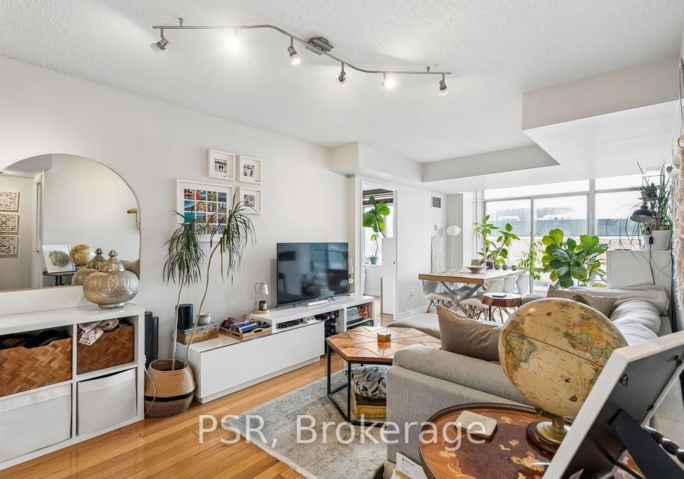 39-parliament-street-toronto-ontario-c13058414