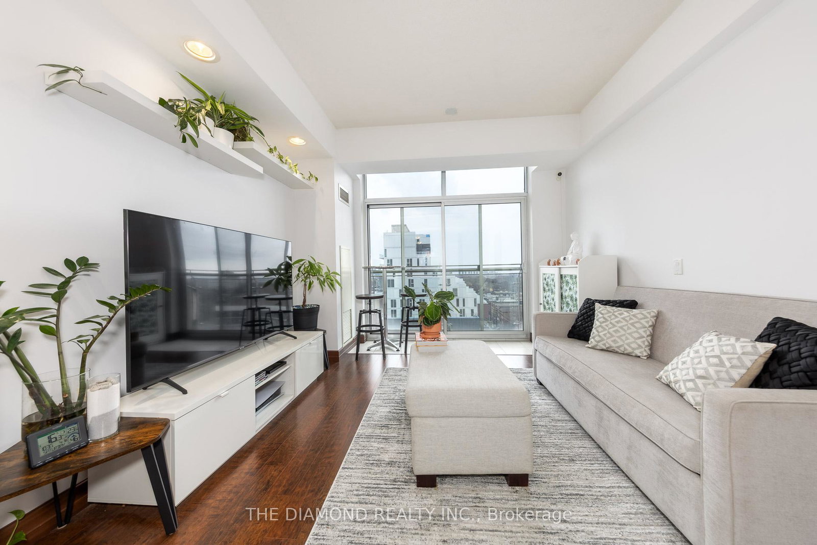 15-maplewood-avenue-toronto-ontario-c13058532