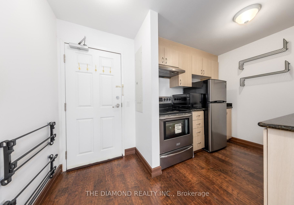 15-maplewood-avenue-toronto-ontario-c13058532