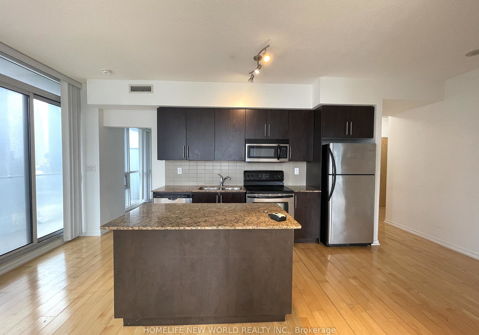 65-bremner-boulevard-toronto-ontario-c13058614