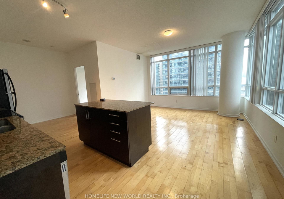 65-bremner-boulevard-toronto-ontario-c13058614