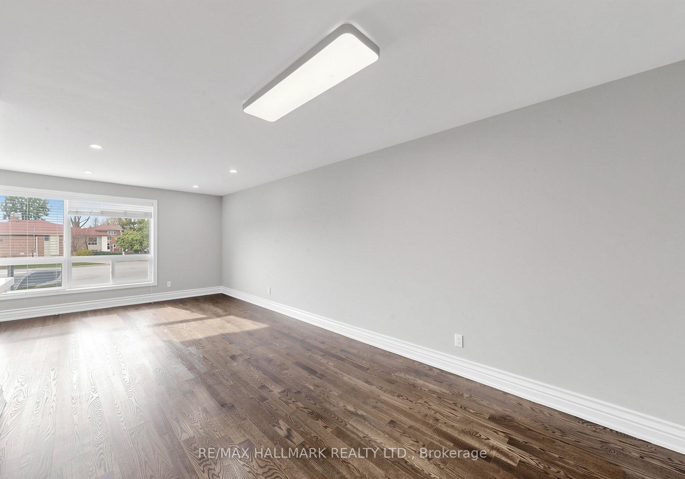 25-beethoven-court-north-york-ontario-c13058622