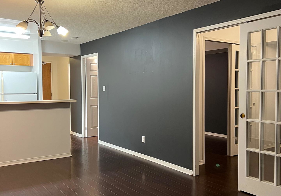 233-beecroft-road-toronto-ontario-c13058790