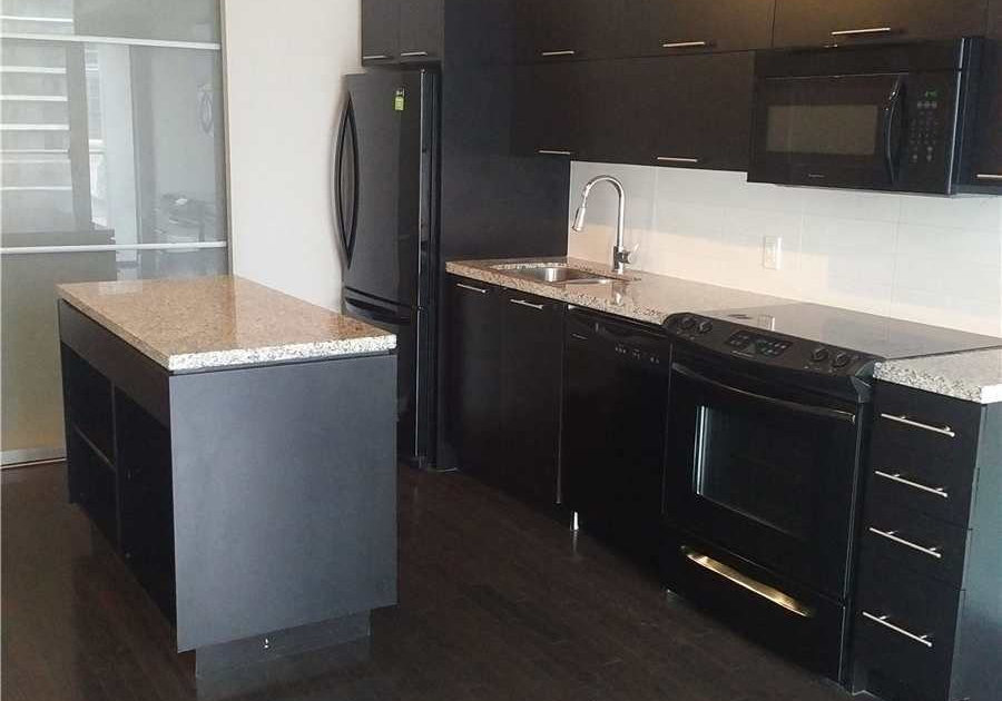21-nelson-street-toronto-ontario-c13058848