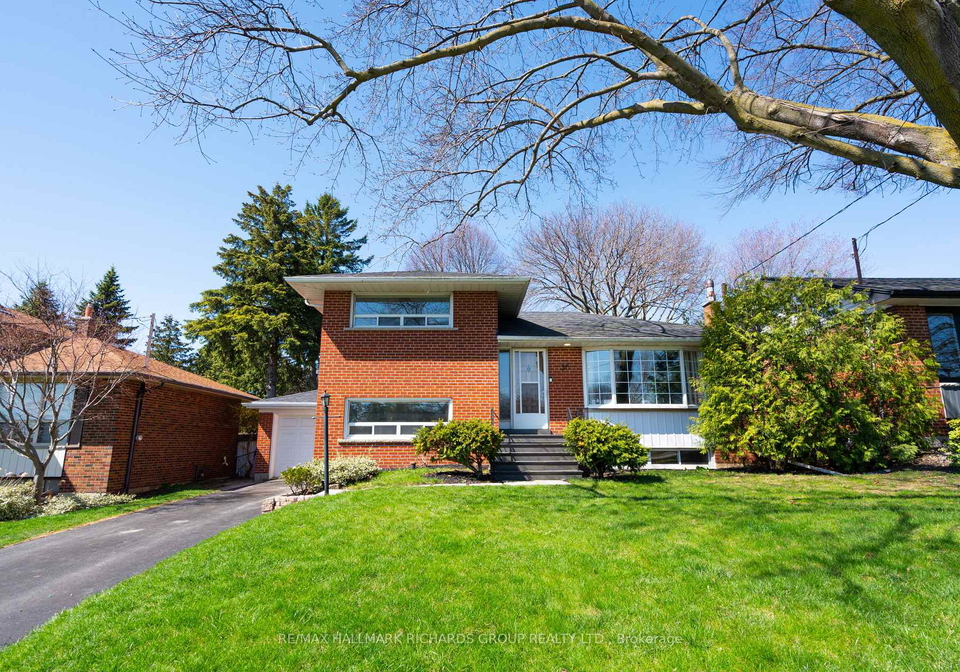 30-fairhill-crescent-north-york-ontario-c13058942