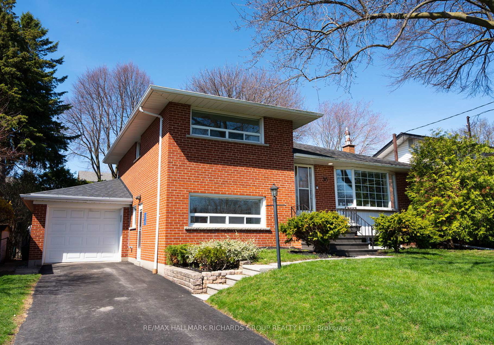 30-fairhill-crescent-north-york-ontario-c13058942