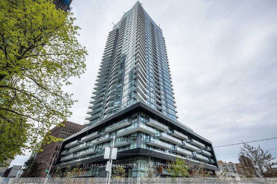 30-roehampton-avenue-toronto-ontario-c13059088