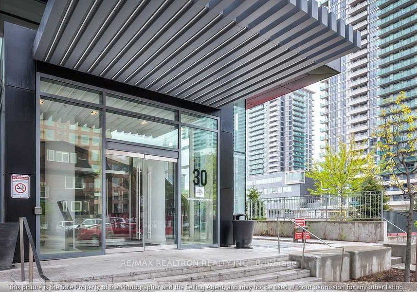 30-roehampton-avenue-toronto-ontario-c13059088