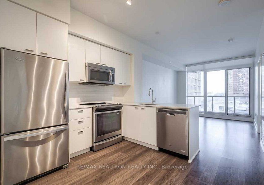 30-roehampton-avenue-toronto-ontario-c13059088
