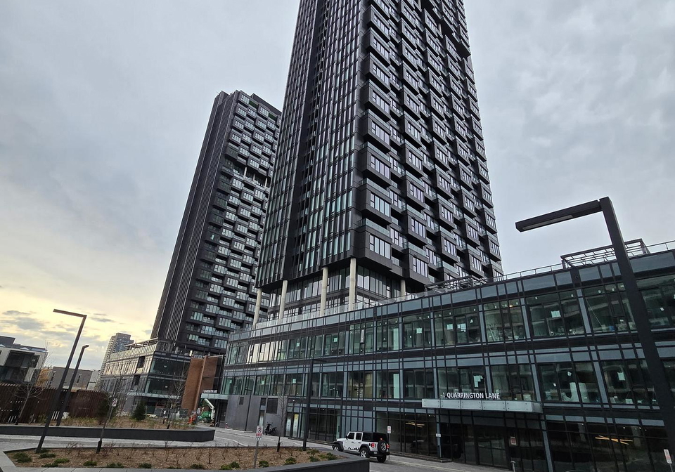 1-quarrington-lane-north-york-ontario-c13059136
