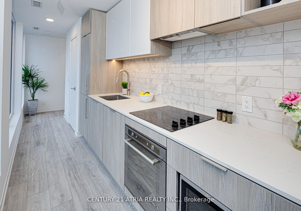 2020-bathurst-street-toronto-ontario-c13059138