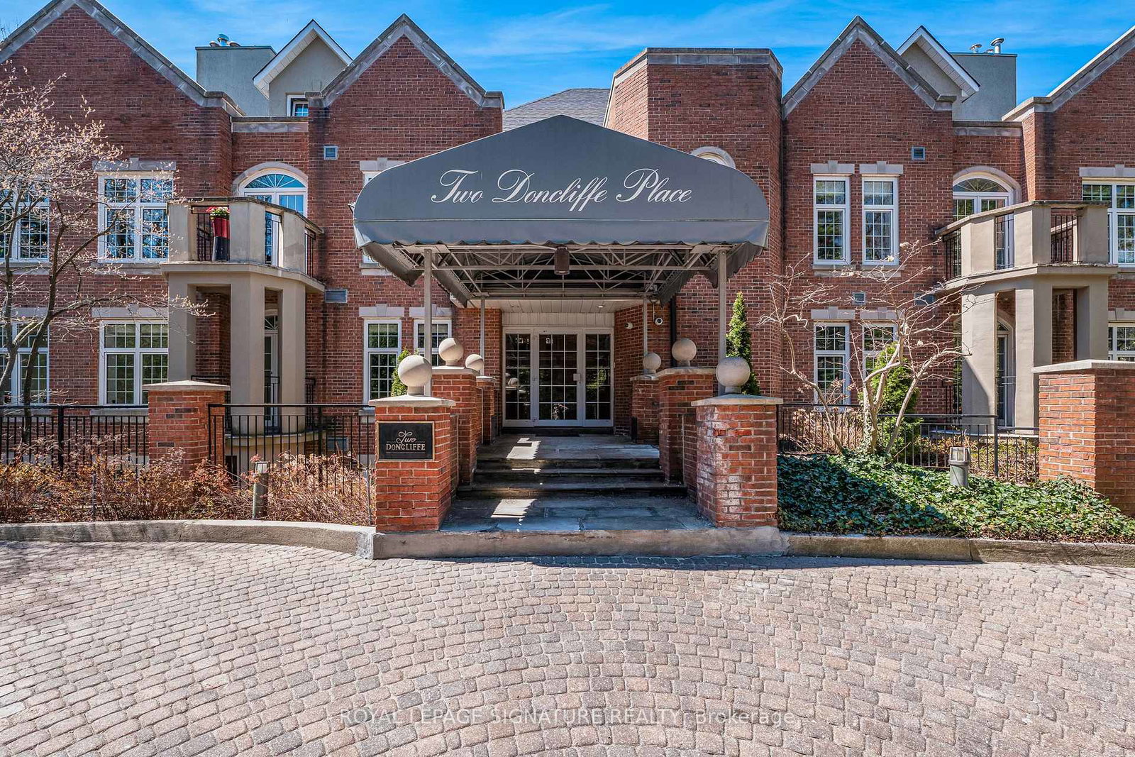 2-doncliffe-place-north-york-ontario-c13059178