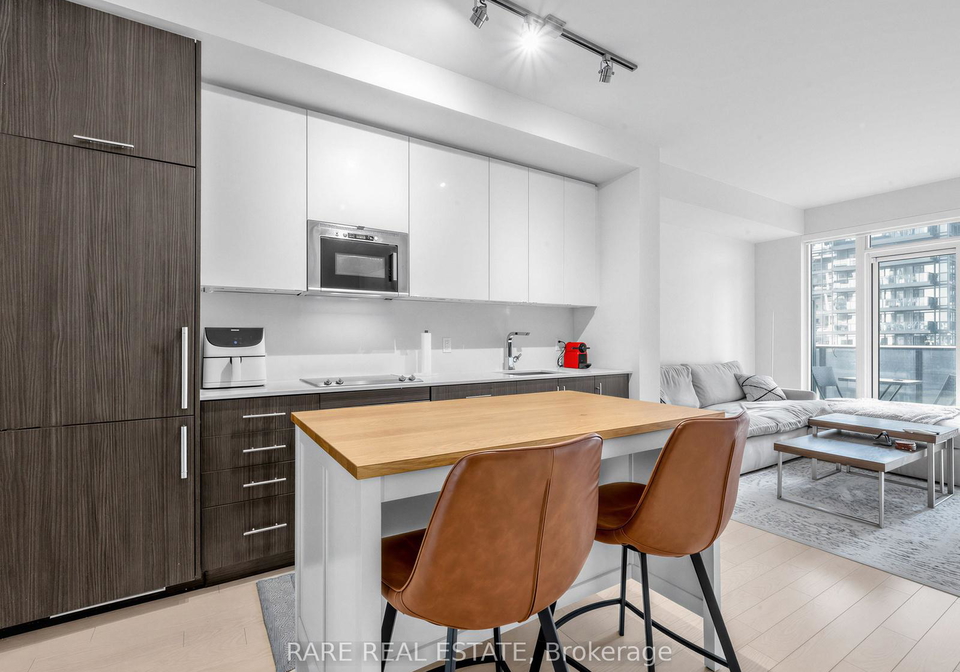 330-richmond-street-w-toronto-ontario-c13059286