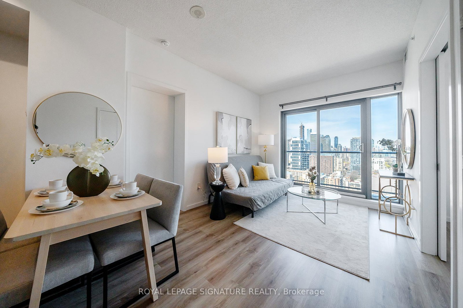 159-dundas-street-e-toronto-ontario-c13059330