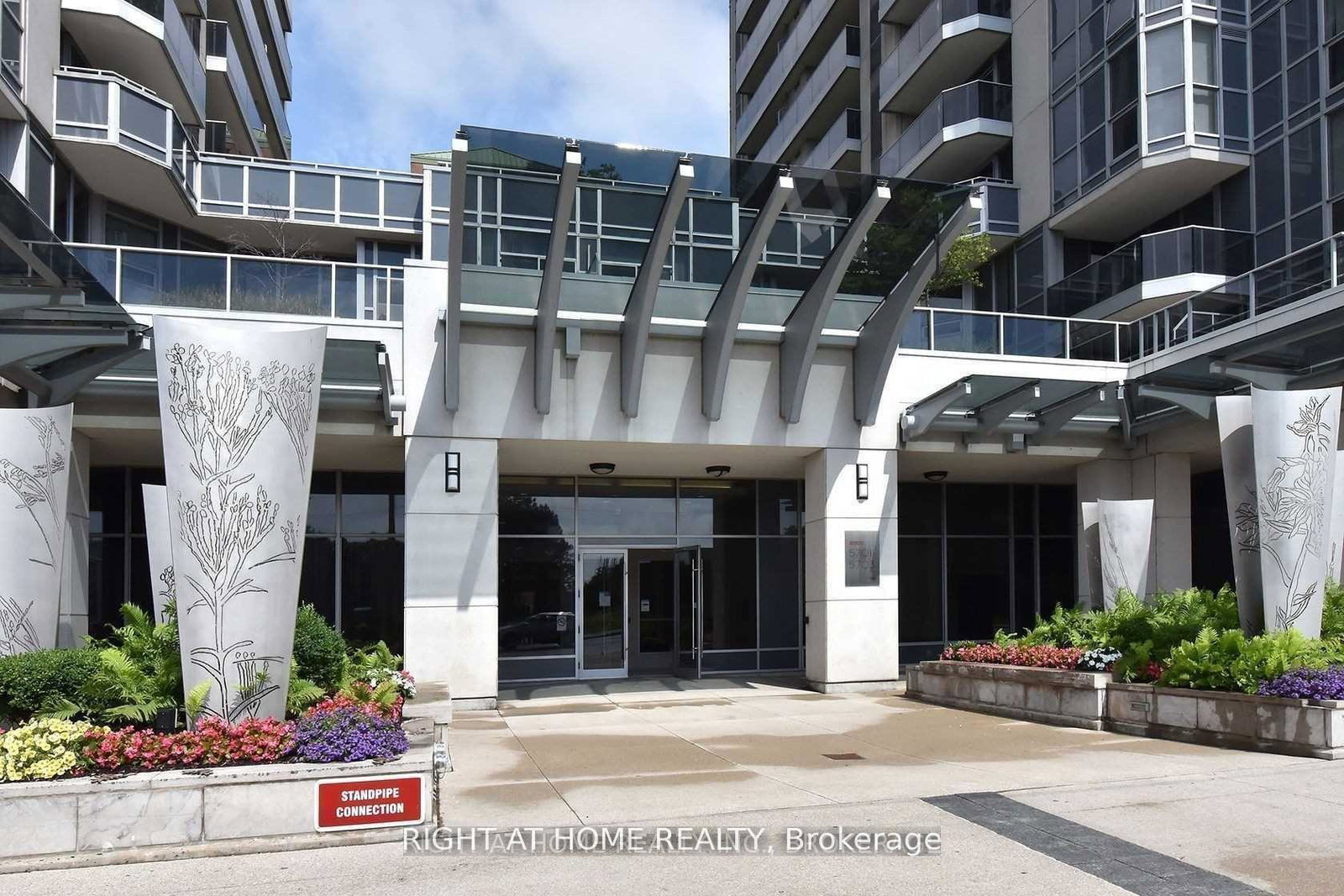 5791-yonge-street-north-york-ontario-c13059346