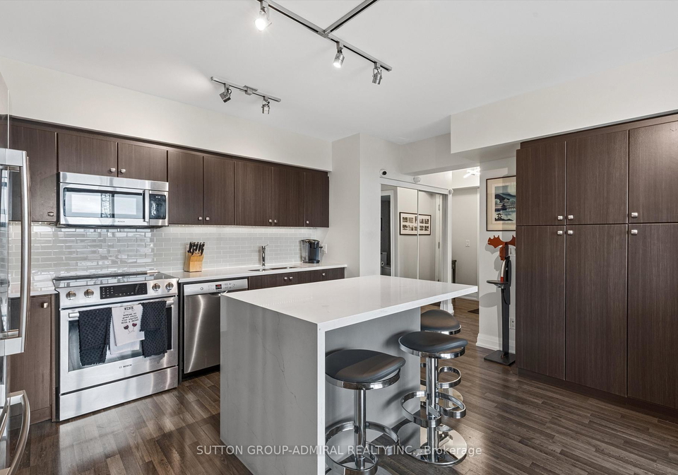 555-wilson-avenue-toronto-ontario-c13059348