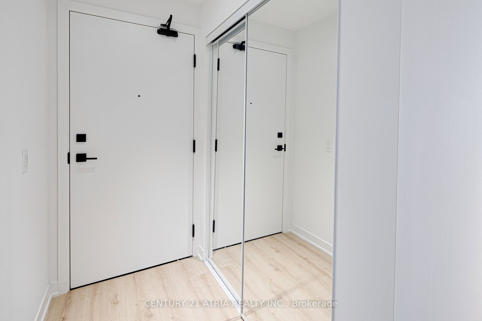 319-jarvis-street-toronto-ontario-c13059426