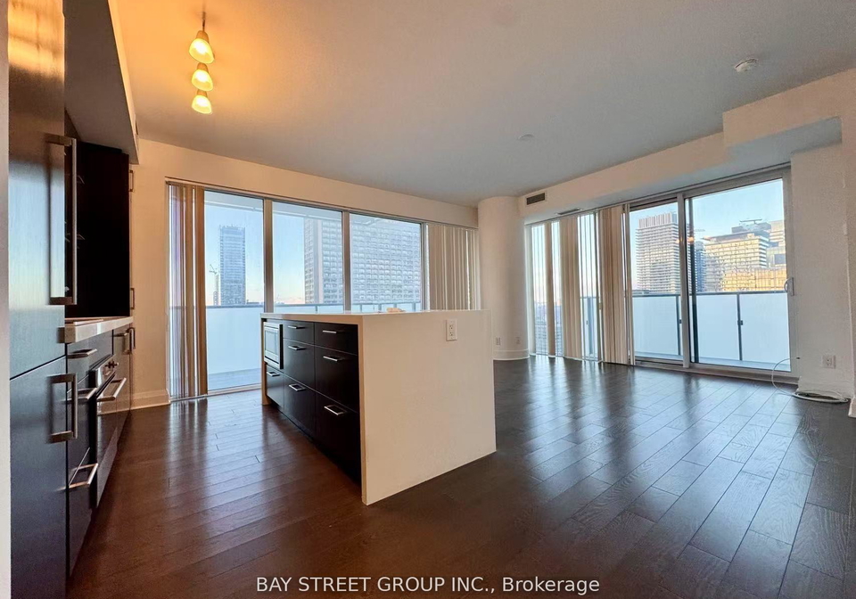 1080-bay-street-toronto-ontario-c13059560