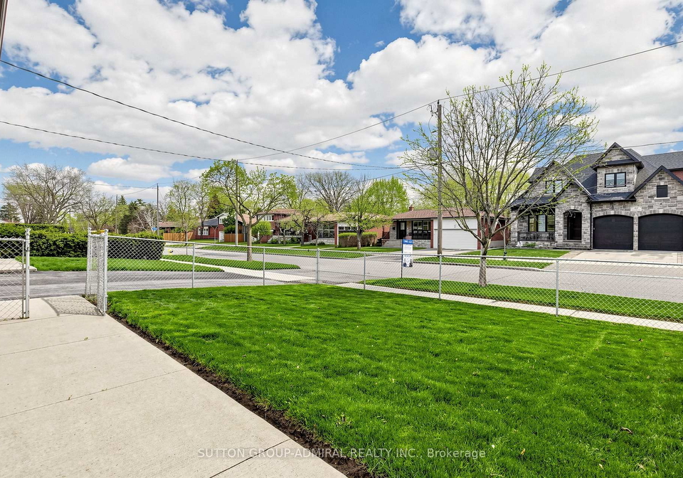 26-donnalyn-drive-toronto-ontario-c13059562