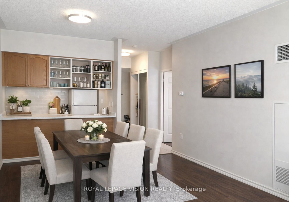 889-bay-street-toronto-ontario-c13059956