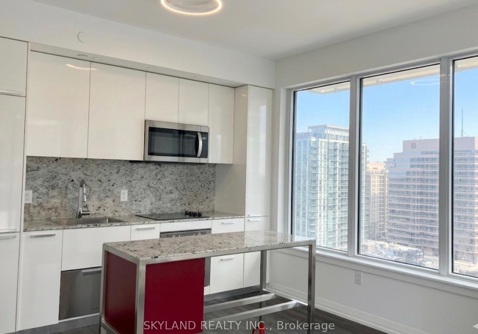 75-canterbury-place-toronto-ontario-c13060464