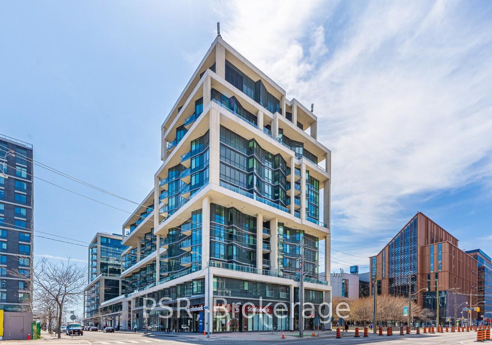 15-merchants-wharf-toronto-ontario-c13060574