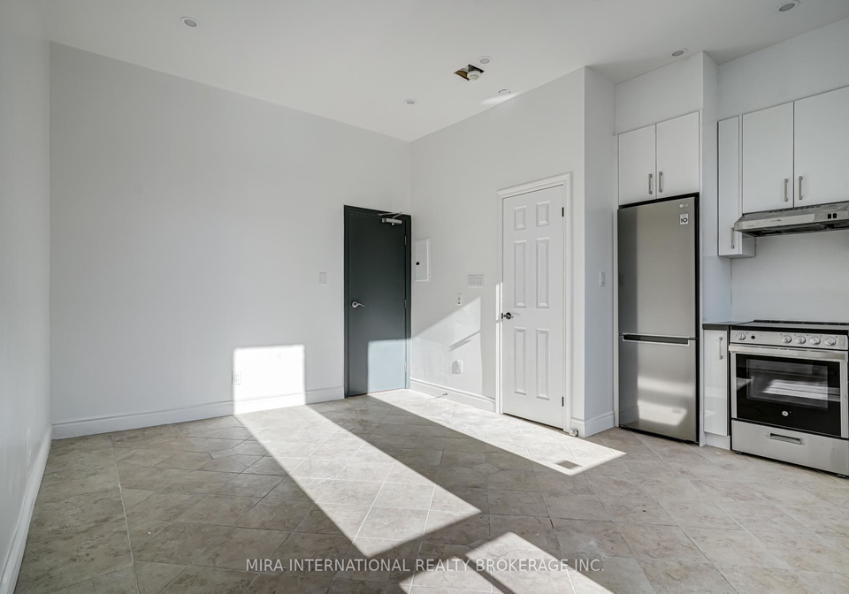 180-sherbourne-street-toronto-ontario-c13060584