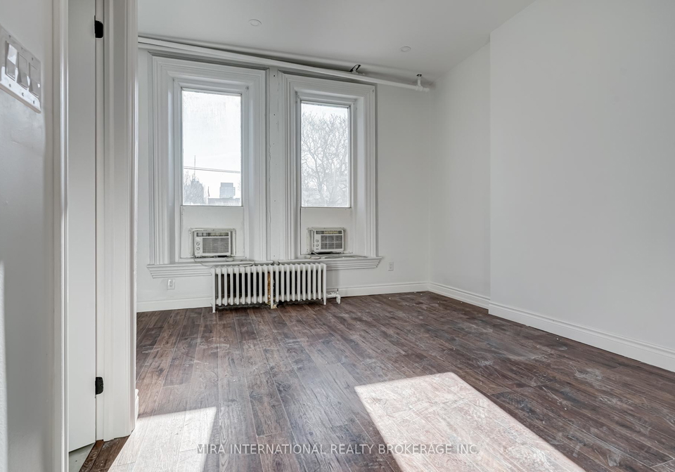 180-sherbourne-street-toronto-ontario-c13060660