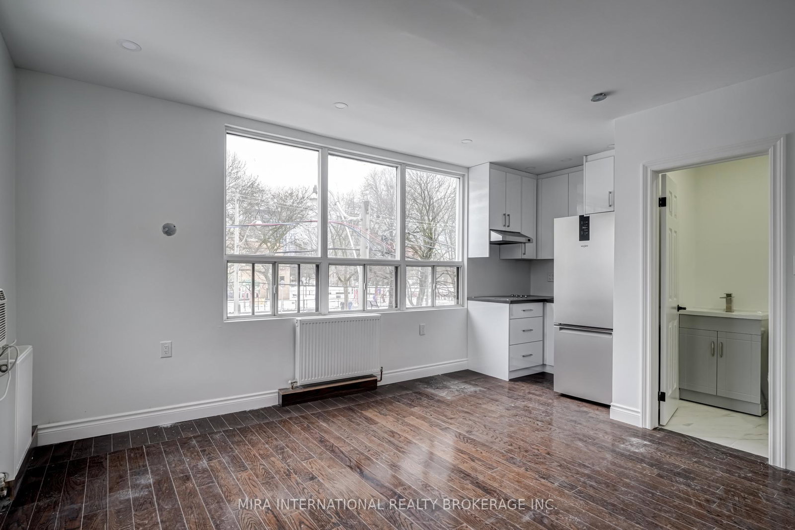 180-sherbourne-street-toronto-ontario-c13060704