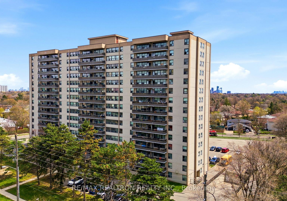 755-steeles-avenue-w-toronto-ontario-c13060920