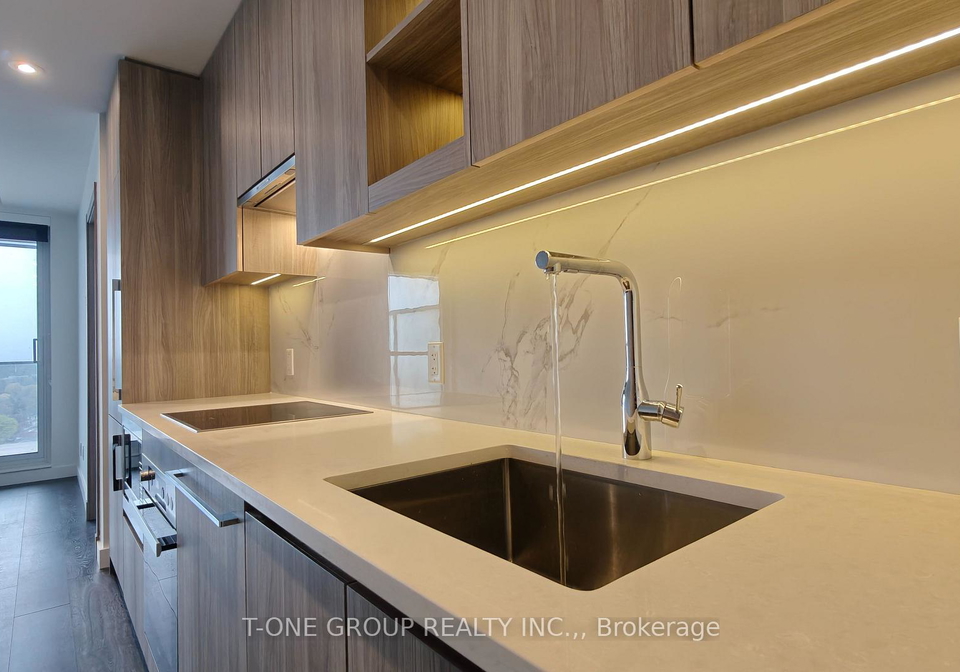 27-mcmahon-drive-north-york-ontario-c13060938