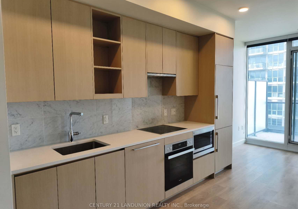 85-mcmahon-drive-north-york-ontario-c13061026