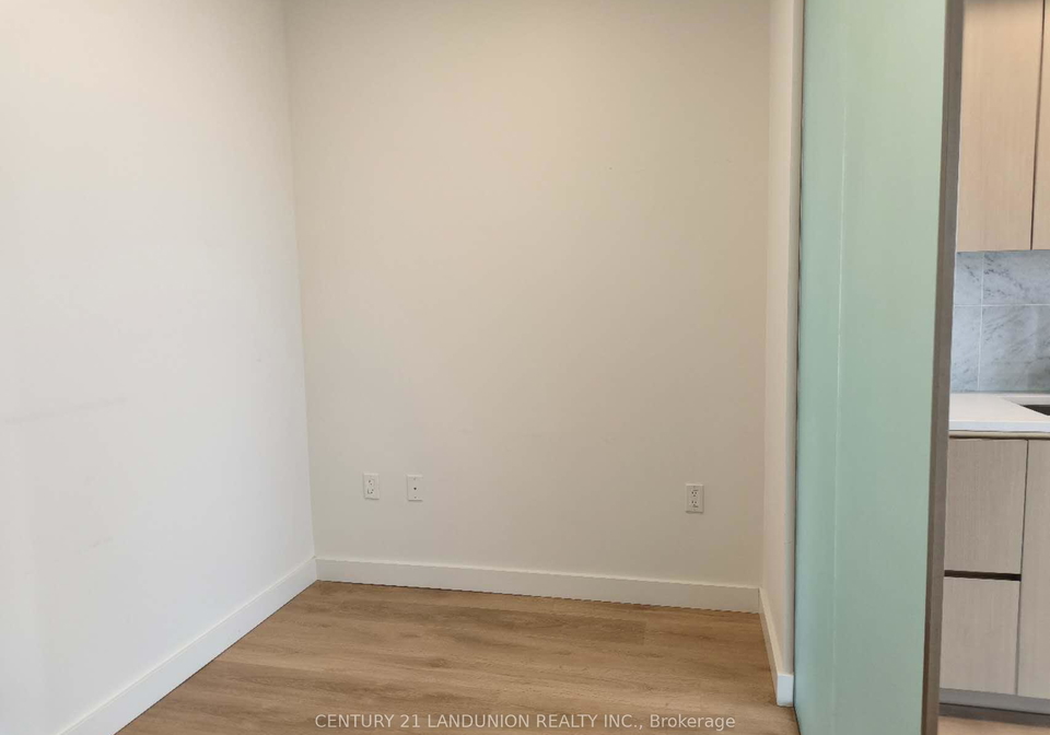 85-mcmahon-drive-north-york-ontario-c13061026
