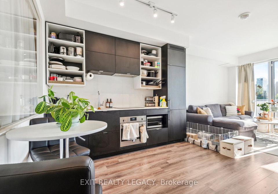 20-edward-street-toronto-ontario-c13061688