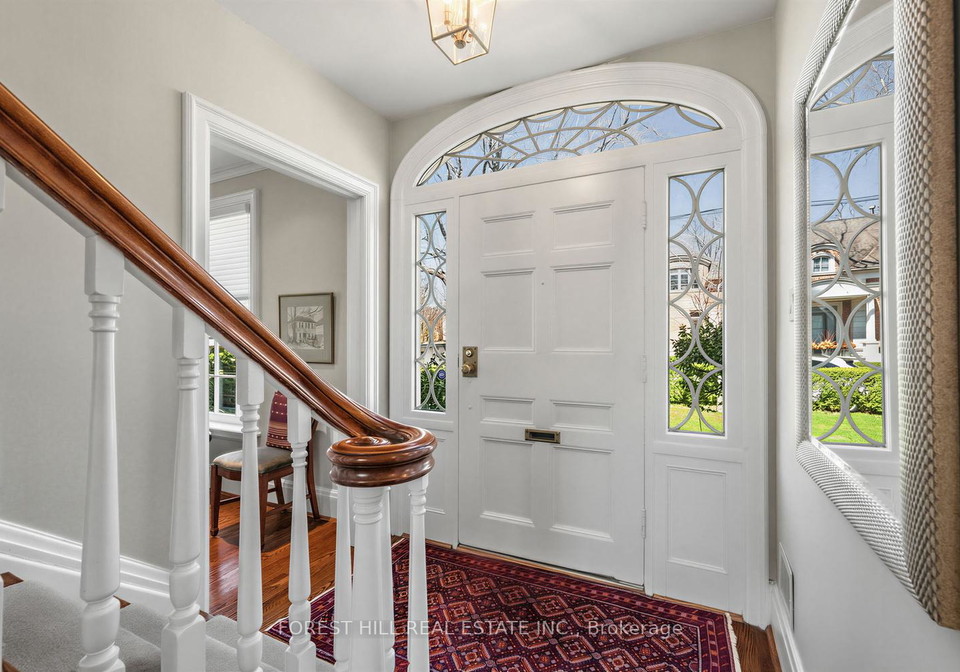 339-cortleigh-boulevard-toronto-ontario-c13061828