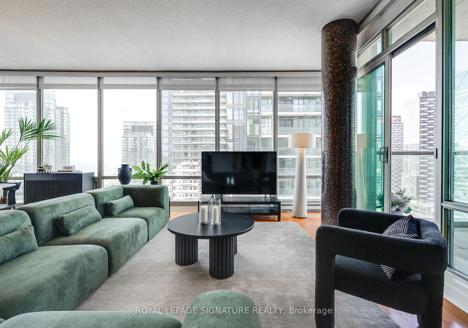 81-navy-wharf-court-toronto-ontario-c13062178