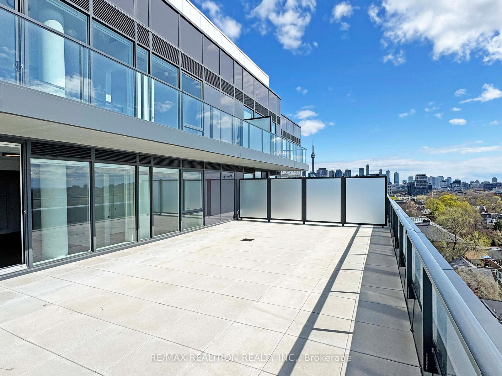 664-spadina-avenue-toronto-ontario-c13062232