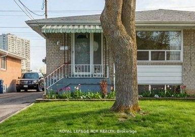 6-ailsa-craig-court-toronto-ontario-c13062238