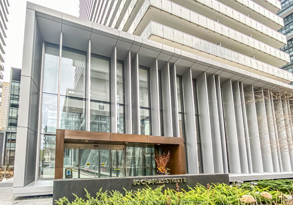 50-charles-street-e-toronto-ontario-c13062244