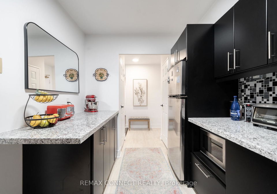 5-vicora-linkway-east-york-ontario-c13062642
