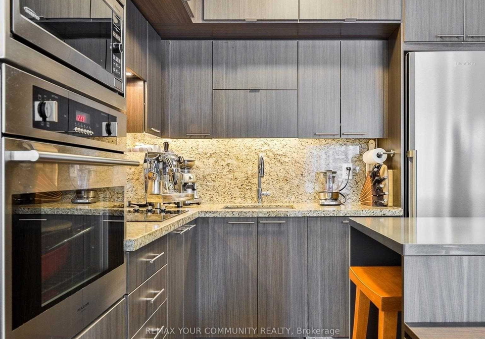 120-harrison-garden-boulevard-north-york-ontario-c13062668