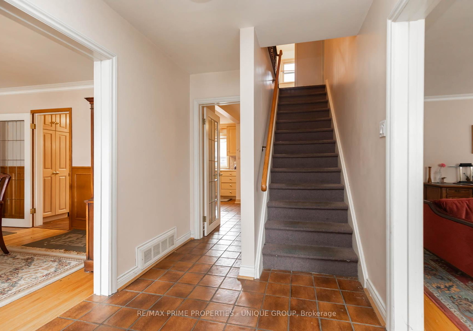 173-ridley-boulevard-toronto-ontario-c13062824