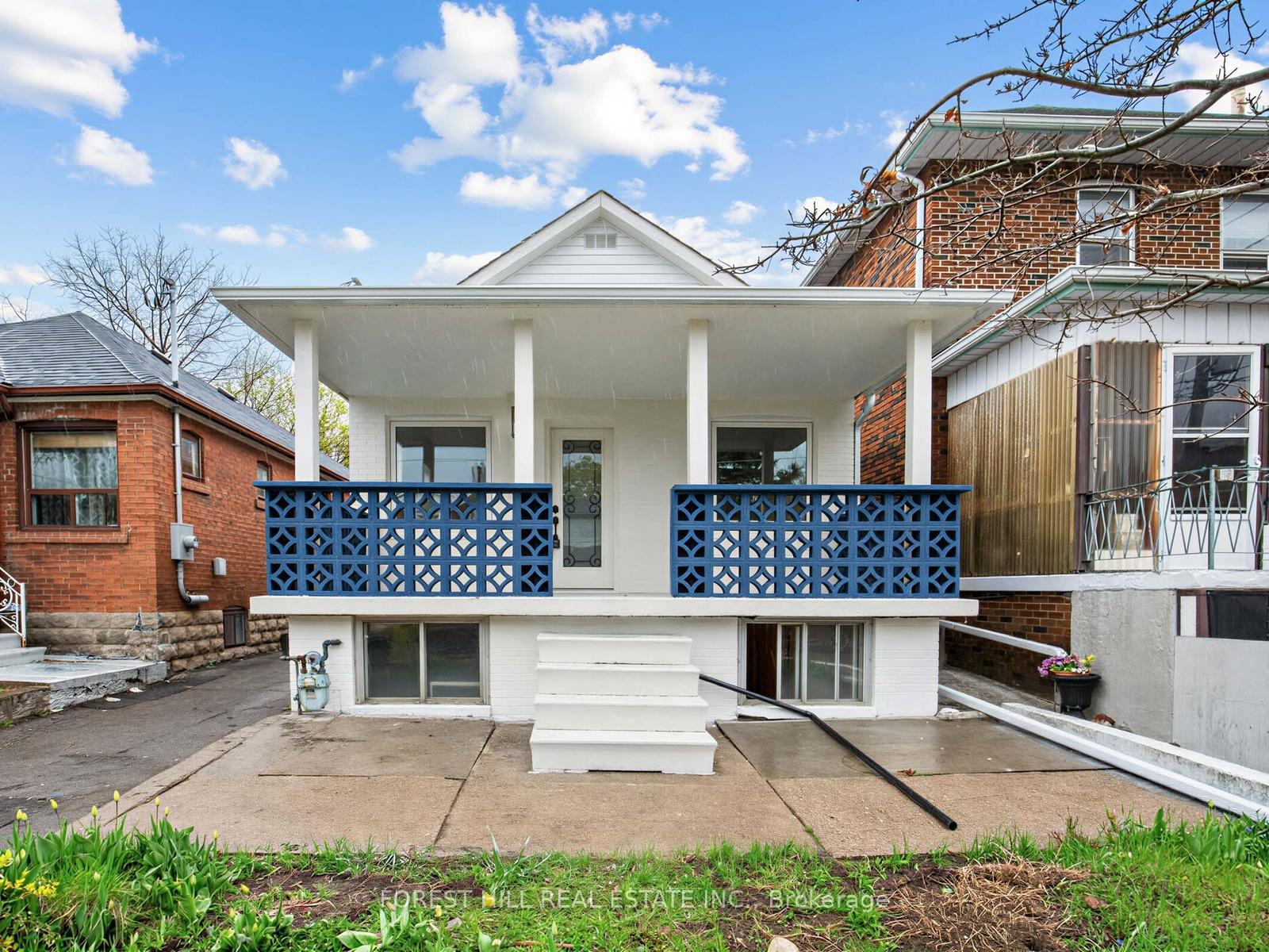 43-belvidere-avenue-toronto-ontario-c13062914