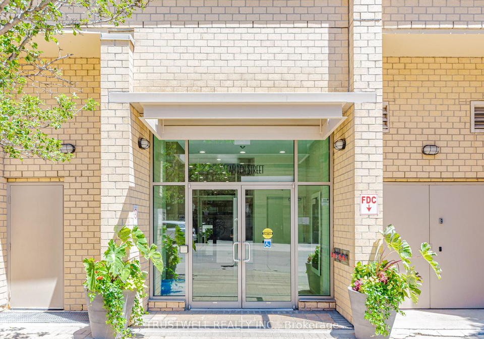 50-camden-street-toronto-ontario-c13062966