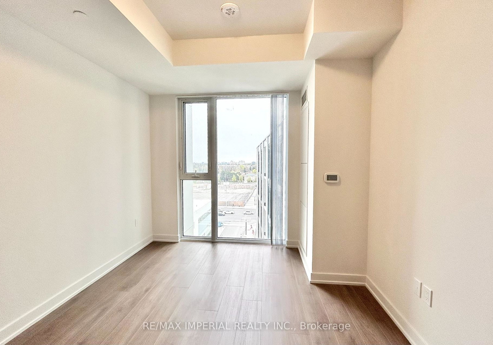 5858-yonge-street-toronto-ontario-c13063086