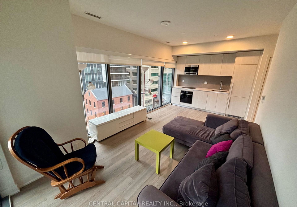 8-cumberland-street-toronto-ontario-c13063576